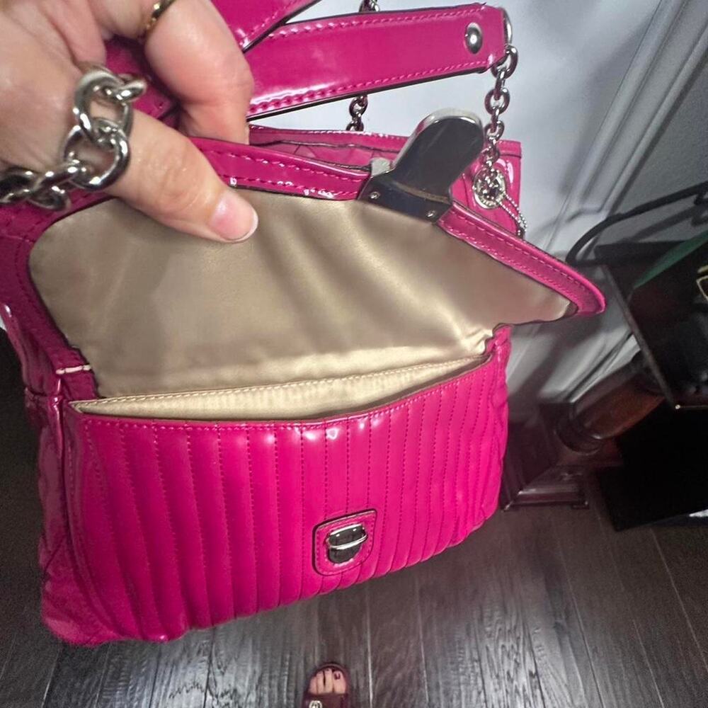 Coach Poppy F19830 Quilted Patent Y2K Coquette Barbiecore Chain Handle Slim Tot - Picture 9 of 11